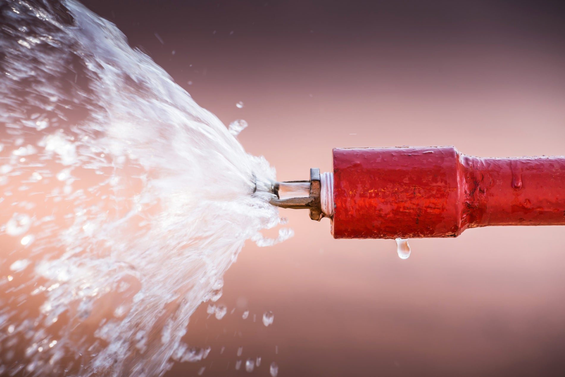Sprinklerhode med vannsprut – sprinkleranlegg etter NS-EN 12845, Oslo Vestfold og Telemark.